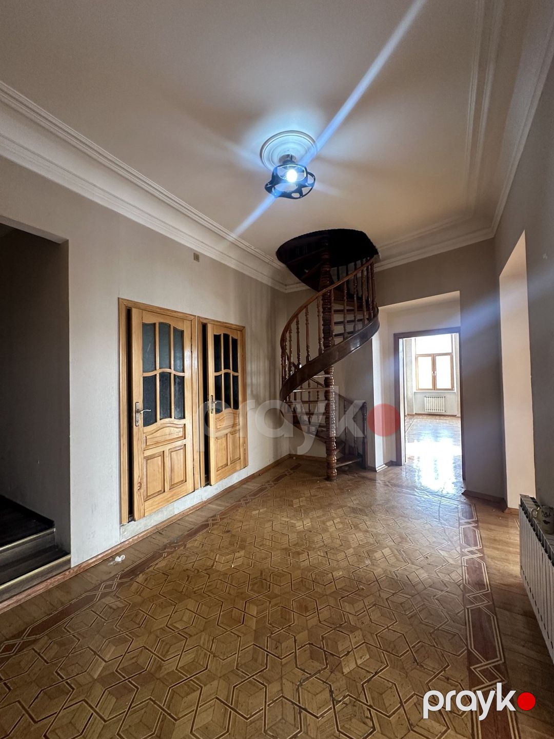 Satılır 6 otaqlı köhnə tikili 320 m² — Mənzil, Bakı (11)