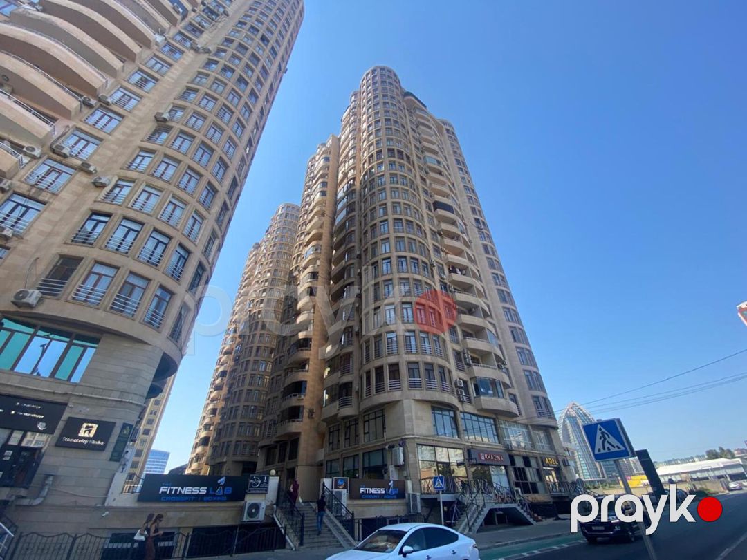 Satılır 4 otaqlı yeni tikili 170 m² — Mənzil, Bakı (2)