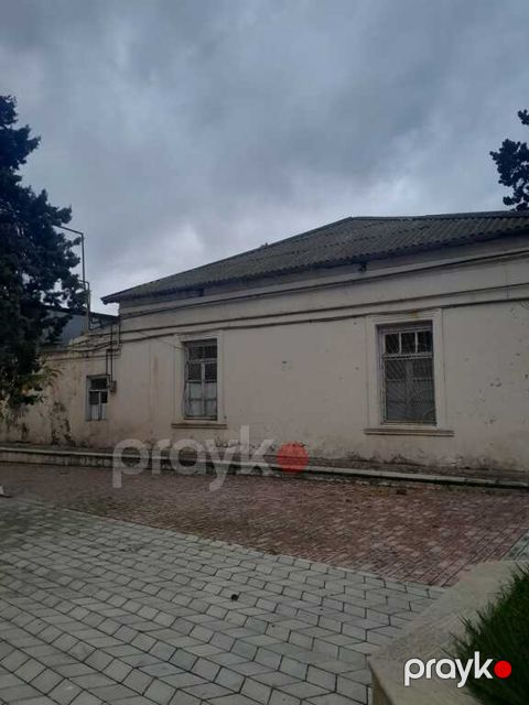 Həyət evi, Mərdəkan qəs — Bakı