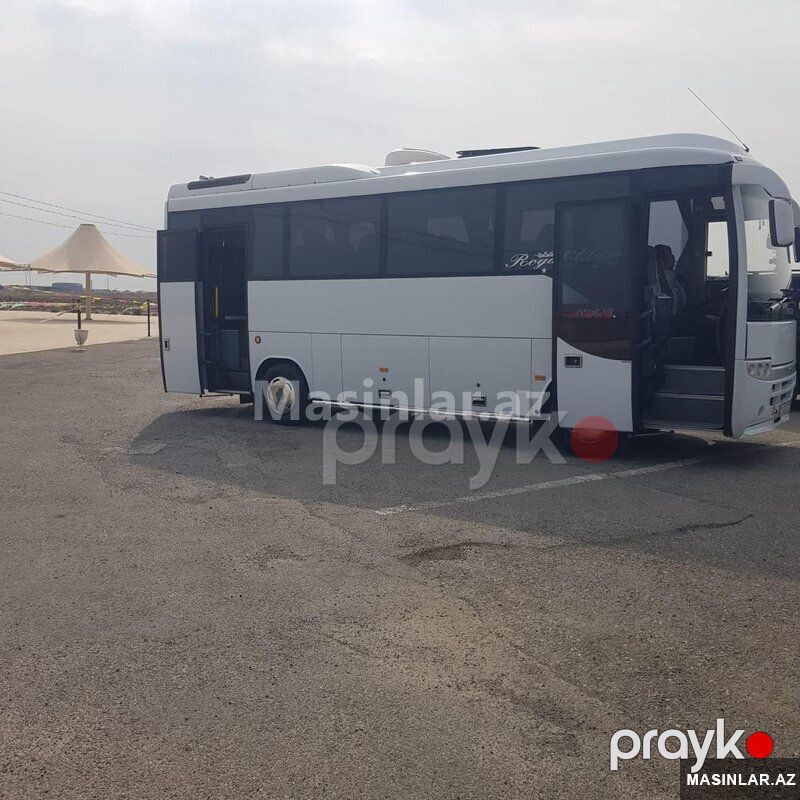 Isuzu isuzi, 2018 il — Minik avtomobili icarəsi, Bakı (8)