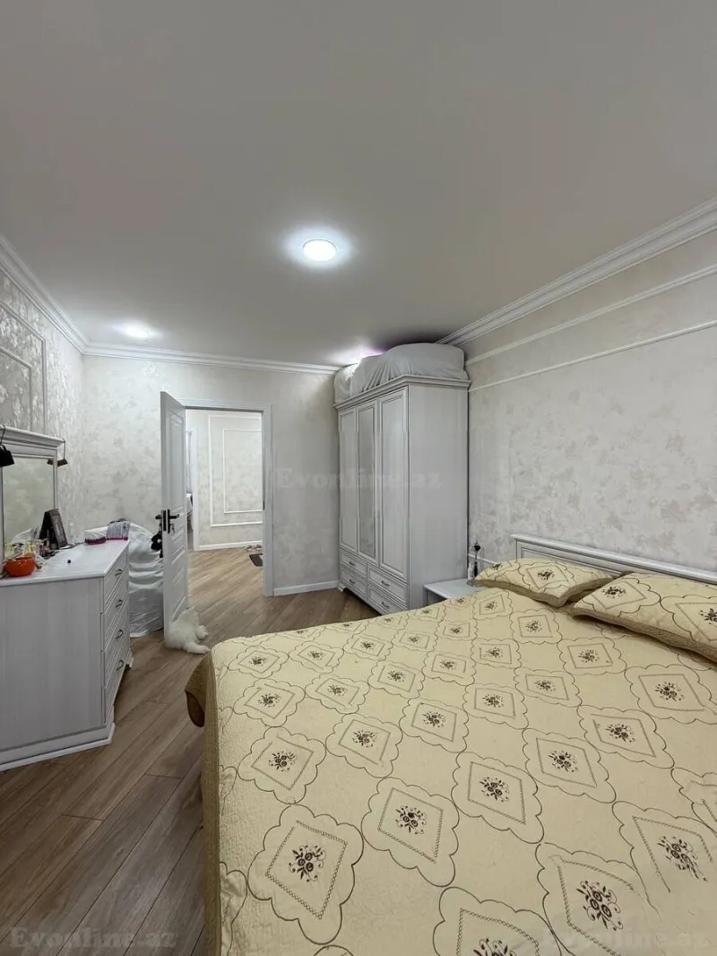 Satılır 3 otaqlı Mənzil Köhnə tikili 80 m² Bakı, Xətai r., Əhmədli m — Mənzil, Bakı (6)