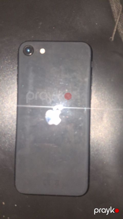 IPhone SE, Qara, Barmaq izi — Bakı