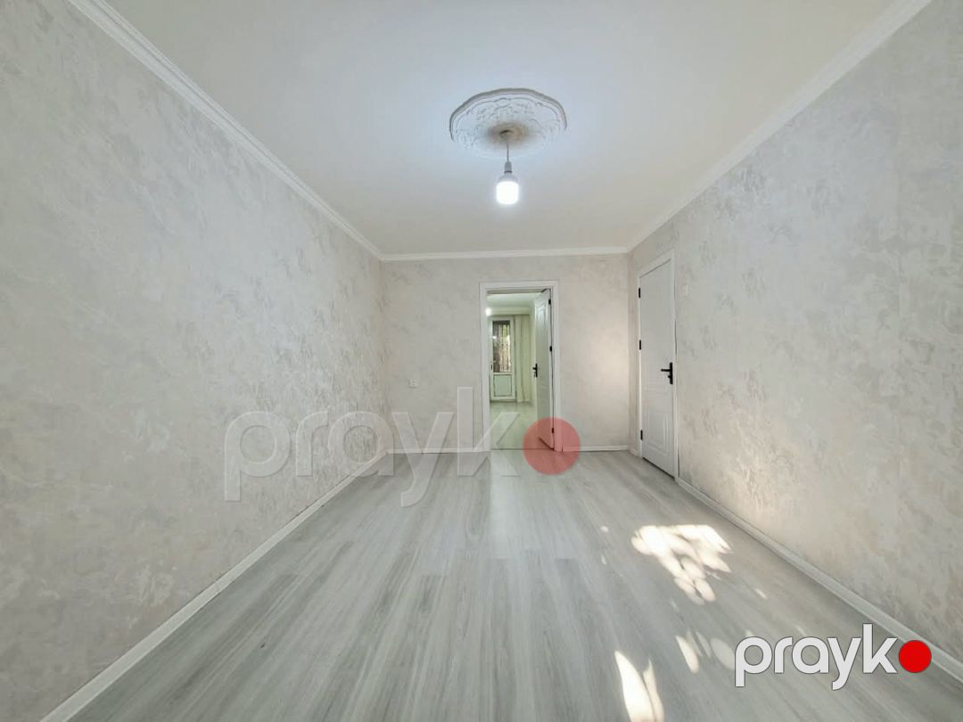 Satılır 2 otaqlı köhnə tikili 55 m² — Mənzil, Bakı (2)