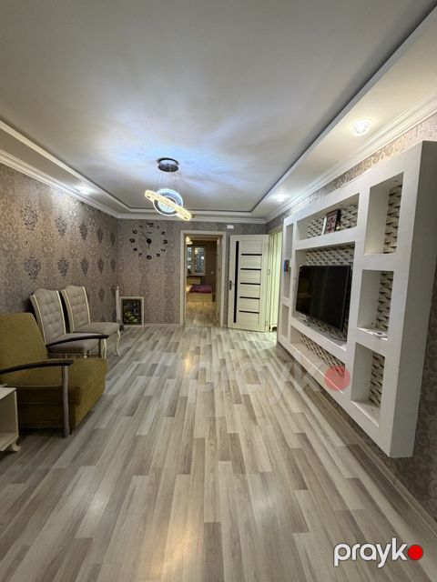 İcarəyə verilir 3 otaqlı köhnə tikili 60 m² — Bakı