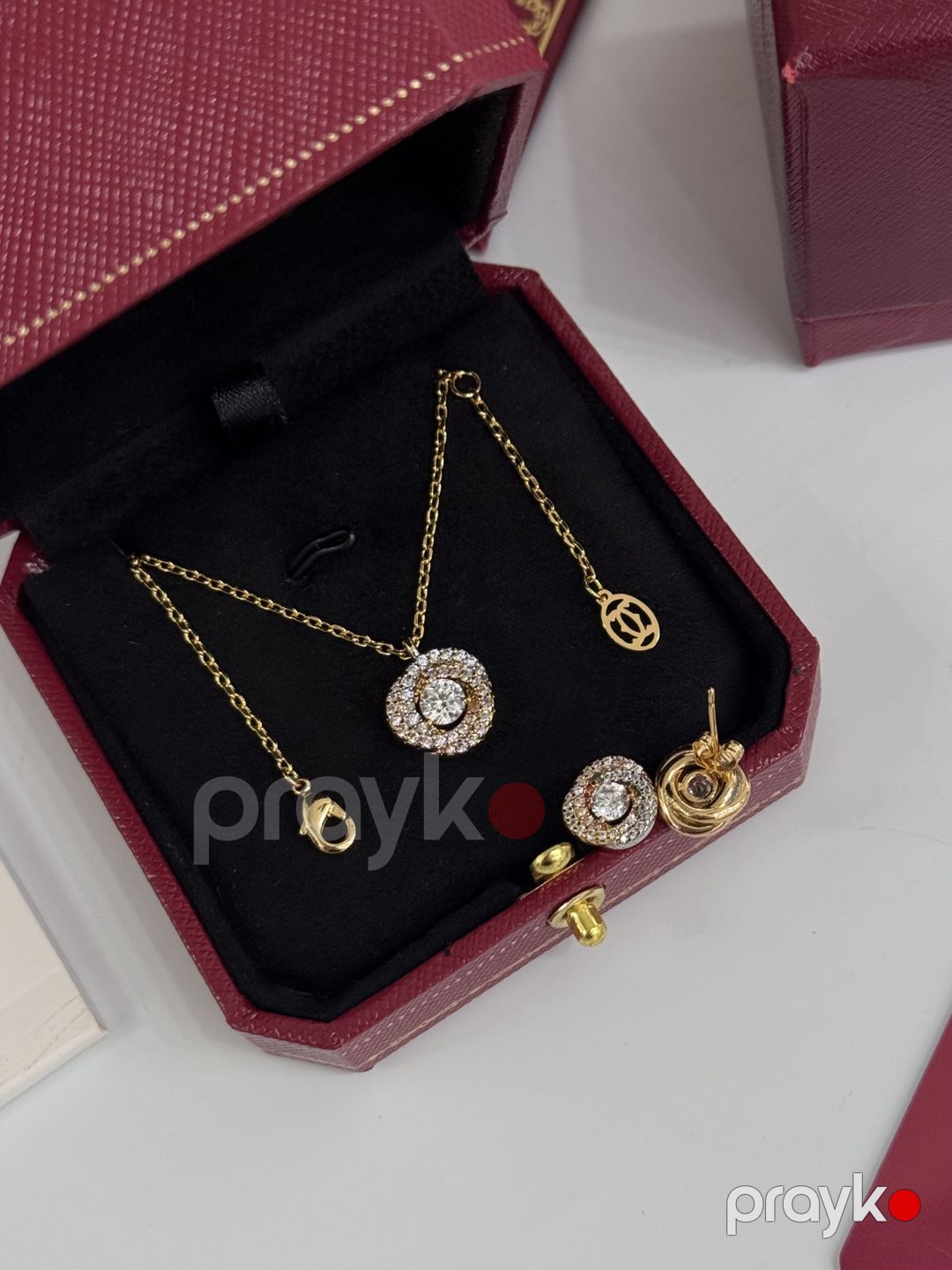 Bijuteriya dəsti boyunbağı və sırğa 2681119 — Mallar, Bakı (3)