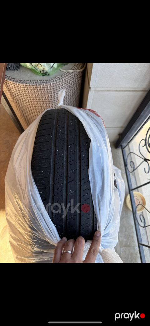 Continental şini 235/55/19 — Bakı