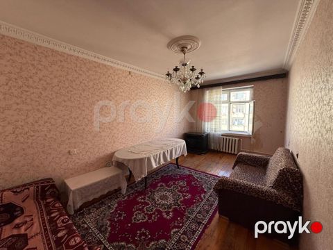 Satılır 3 otaqlı köhnə tikili 85 m² — Bakı