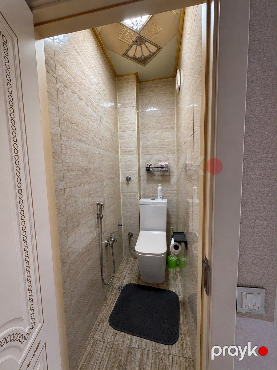 Satılır 2 otaqlı köhnə tikili 65 m² — Mənzil, Bakı (6)