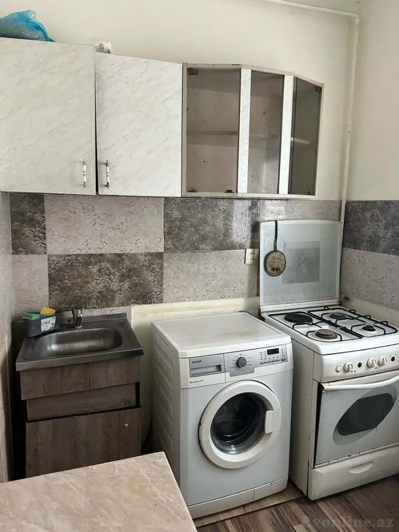 Kirayə verilir 3 otaqlı Mənzil Köhnə tikili 80 m² Bakı, Nəsimi r., Memar Əcəmi m — Mənzil, Bakı (5)
