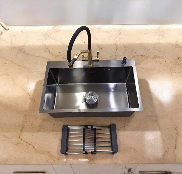 Düzbucaqlı çanaq, Boz rəng — Mətbəx lavabolarında, Bakı (2)