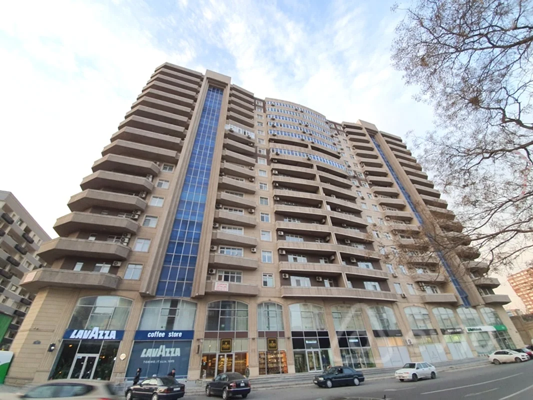 3 otaqlı mənzil, 170 m², м 28 мая — kirayə — Bakı
