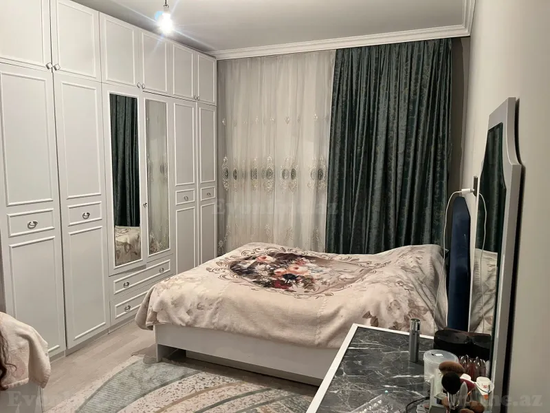 Kirayə verilir 2 otaqlı Mənzil Yeni tikili 80 m² Bakı, Nəsimi r., Memar Əcəmi m., 4-cü mikrorayon — Bakı