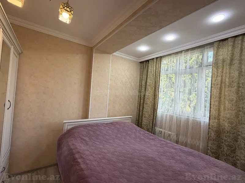 Satılır 2 otaqlı Mənzil Köhnə tikili 40 m² Bakı, Binəqədi r., Azadlıq prospekti m., 8-ci mikrorayon — Mənzil, Bakı (4)