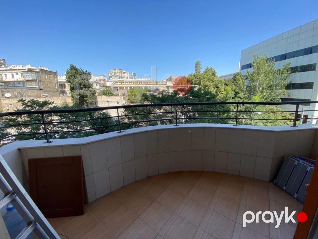 Satılır 4 otaqlı yeni tikili 202 m² — Mənzil, Bakı (4)