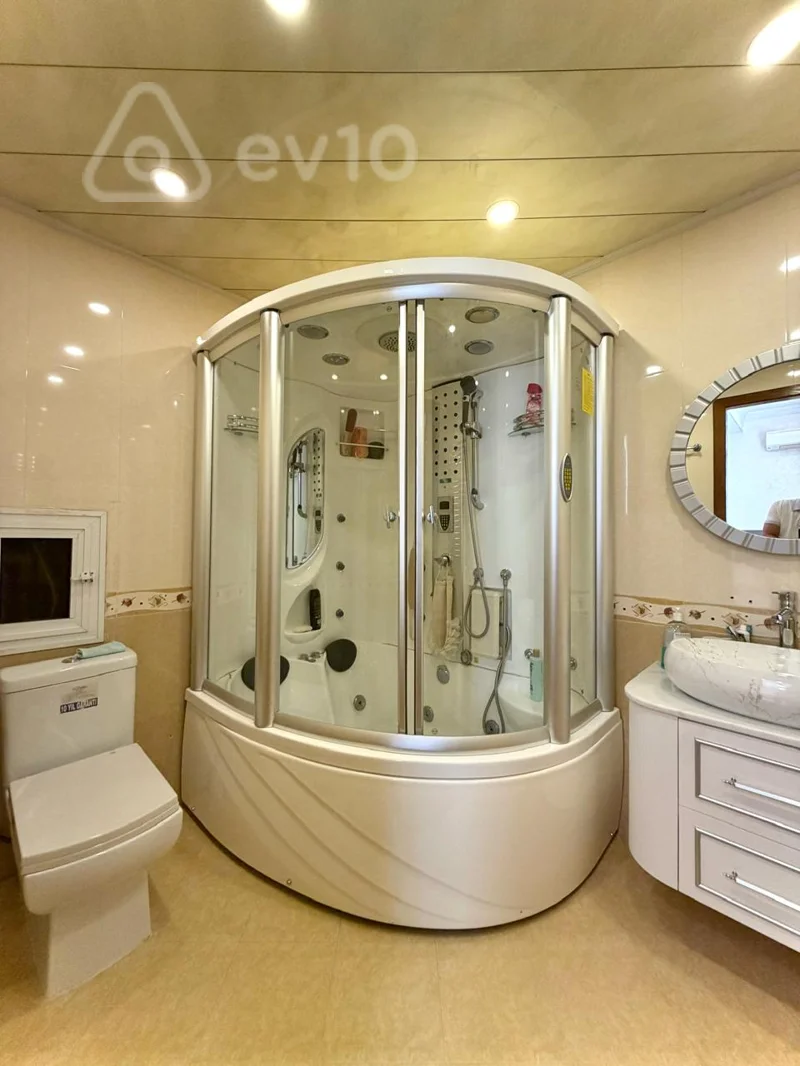 4 otaqlı mənzil, 220 m², Ceyhun Hacıbəyli — Mənzil, Bakı (11)