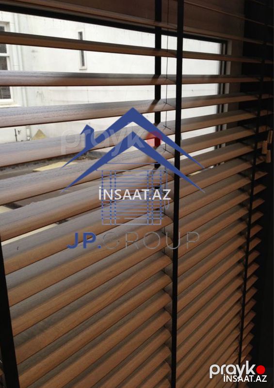 taxta jalüzlərr — Pəncərələr, qapılar, balkonlar, Bakı (2)