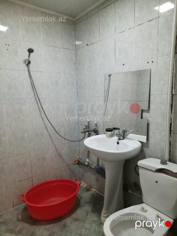 Satılır 2 otaqlı Bina evi menzil (Köhnə tikili), 48 m², 4-cü mikrorayon — Mənzil, Sumqayıt (10)