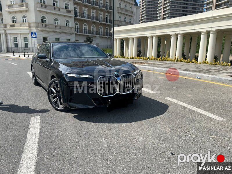 BMW 750, 2024 il — Minik avtomobili icarəsi, Bakı (3)