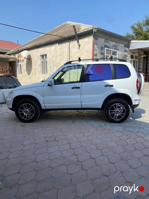Chevrolet Niva, 1.7 L, 2012 il, 131 000 km — Avtomobillər, Bakı (5)