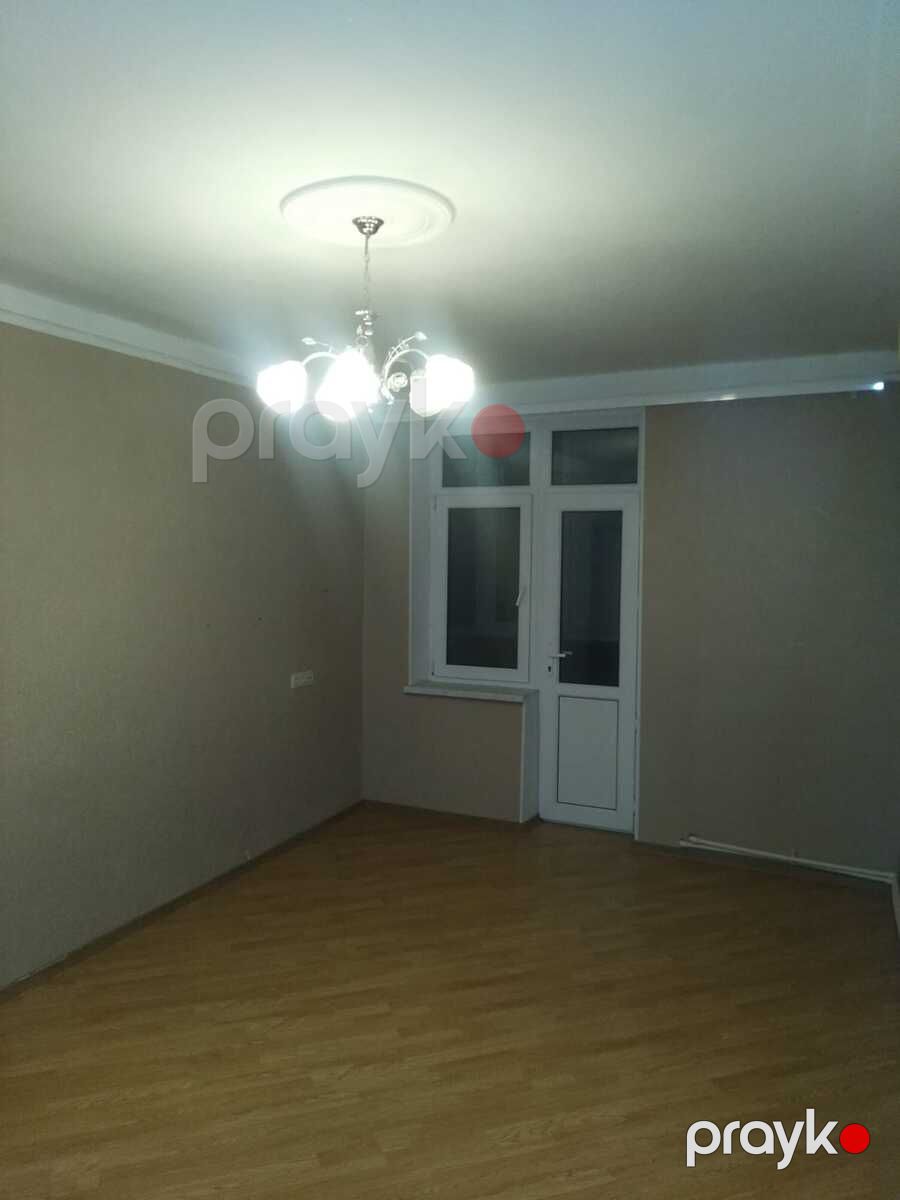 Satılır 2 otaqlı köhnə tikili 65 m² — Mənzil, Bakı (2)