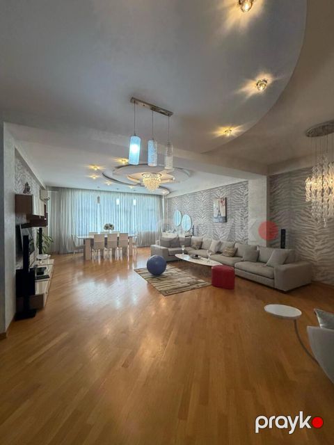 Satılır 5 otaqlı yeni tikili 202 m² — Bakı