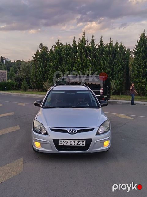 Hyundai i30, 1.6 L, 2010 il, 342 997 km — Naftalan