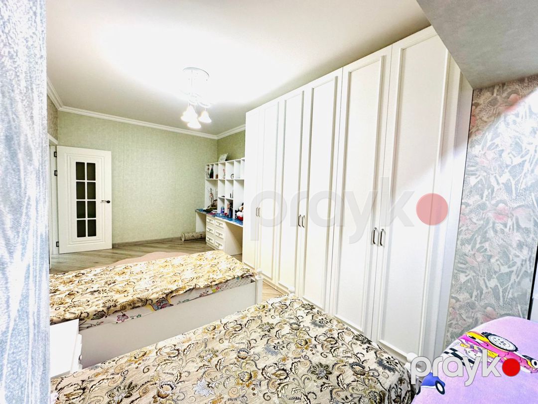 Satılır 4 otaqlı köhnə tikili 110 m² — Mənzil, Bakı (12)