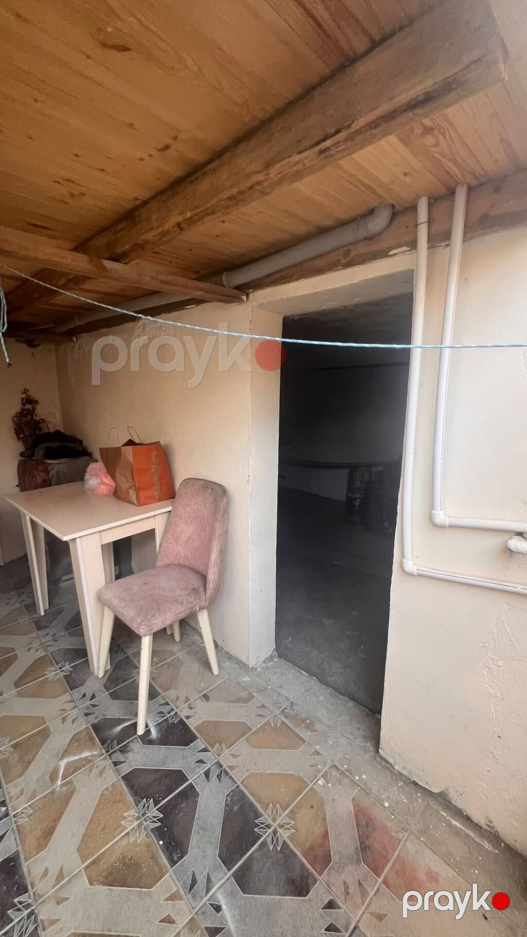 Xirdalanda 5 nom mektebin yaxinliginda kursulu altı qaracli 4 otagli — Ev, villa, Xırdalan (5)