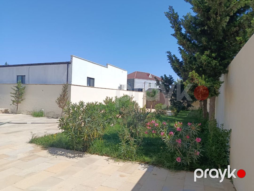 Satılır 5 otaqlı həyət evi/bağ evi 300 m² — Ev, villa, Bakı (11)