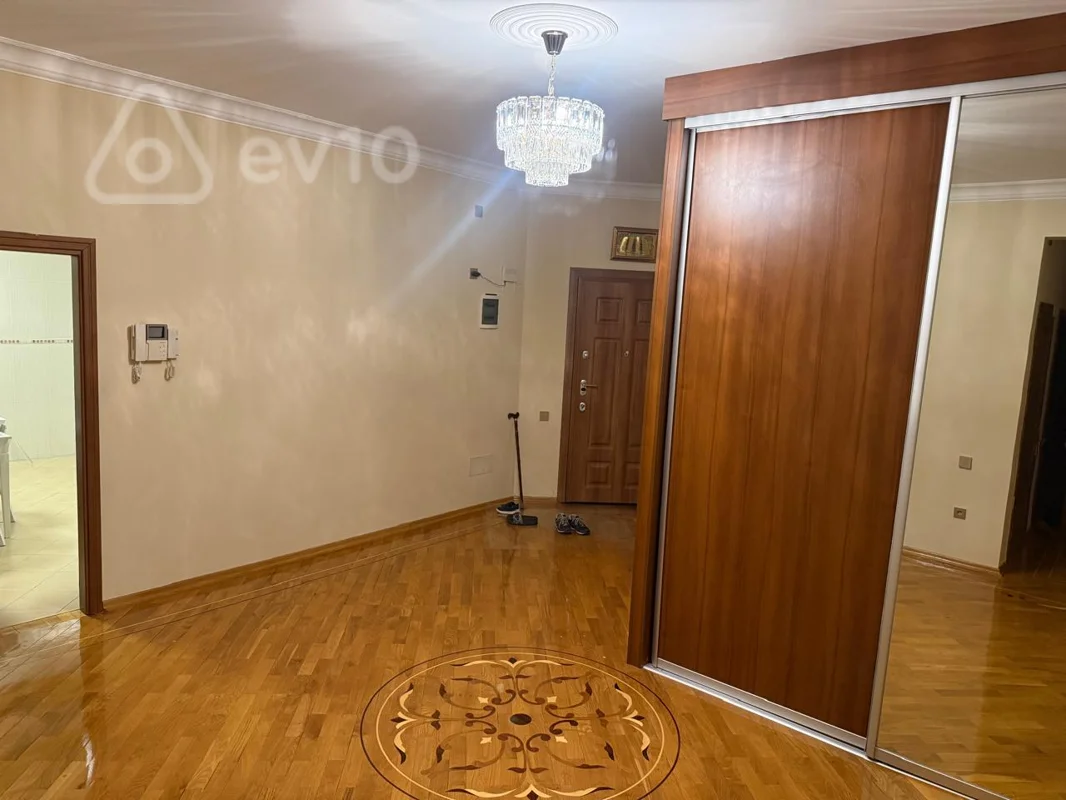 4 otaqlı mənzil, 212 m², Məmməd araz küçəsi — Mənzil, Bakı (4)