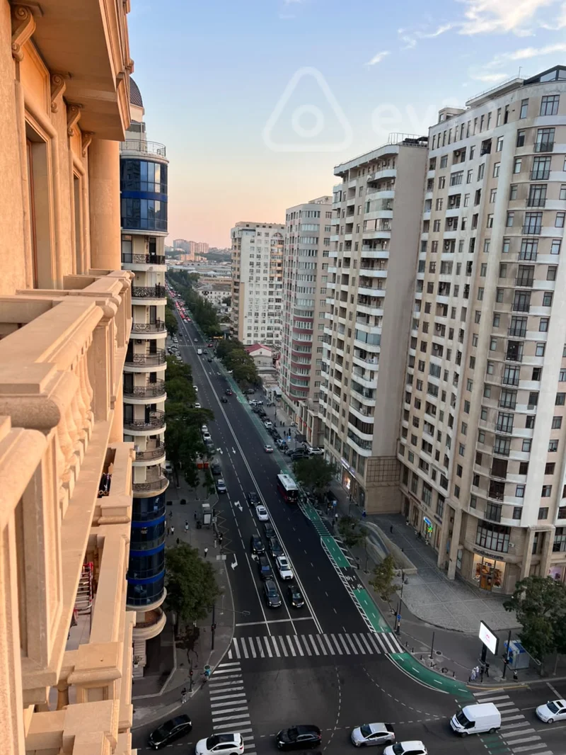 4 otaqlı mənzil, 180 m², Hüseyn Cavid pr — kirayə — Mənzil, Bakı (9)