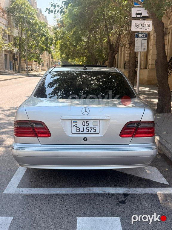 Mercedes E 320, 3.2 L, 2000 il, 324 000 km — Avtomobillər, Bakı (2)