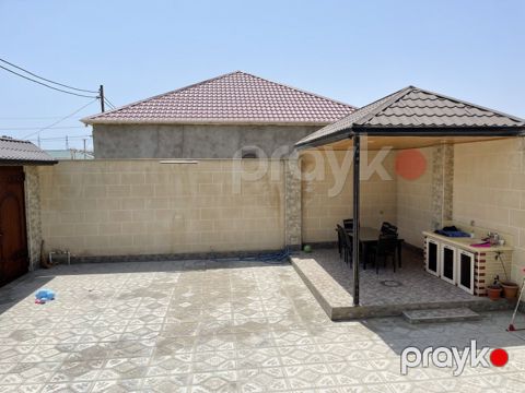 Satılır 3 otaqlı həyət evi/bağ evi 110 m² — Bakı