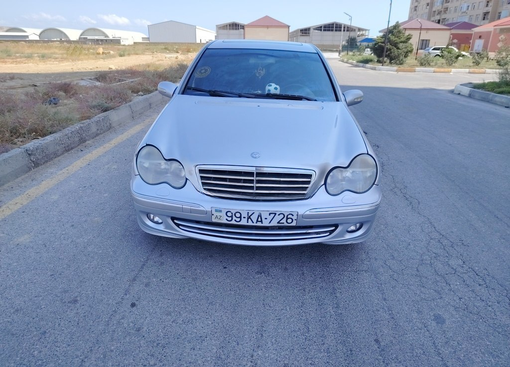 Mercedes C 240, 2005 il, 242000 km