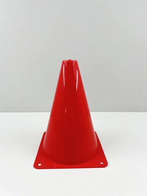 7185 Məhsulun adı: Məşq üçün konus, qırmızı, plastik, 18 sm Brend — Sports and Recreation — Others
