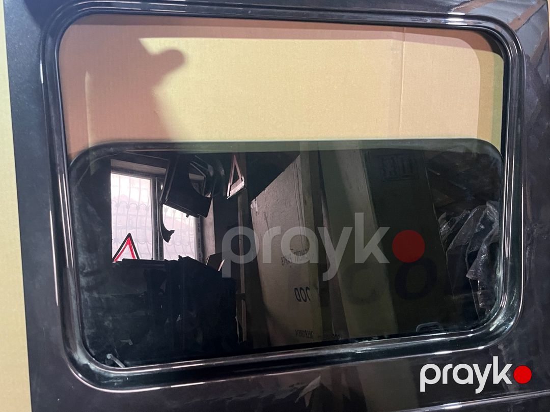 Mercedes G class qapıları — Ehtiyat hissələri və aksesuarlar, Bakı (7)