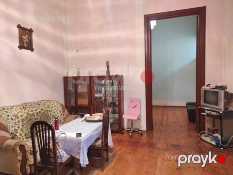 Kirayə 2 otaqlı Bina evi menzil (Köhnə tikili), 50 m², Səbail rayonu — Bakı