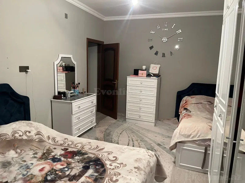Kirayə verilir 2 otaqlı Mənzil Yeni tikili 80 m² Bakı, Nəsimi r., Memar Əcəmi m., 4-cü mikrorayon — Mənzil, Bakı (4)
