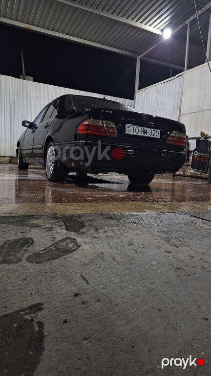 Mercedes E 320, 3.2 L, 1995 il, 320 000 km — Avtomobillər, Quba (9)