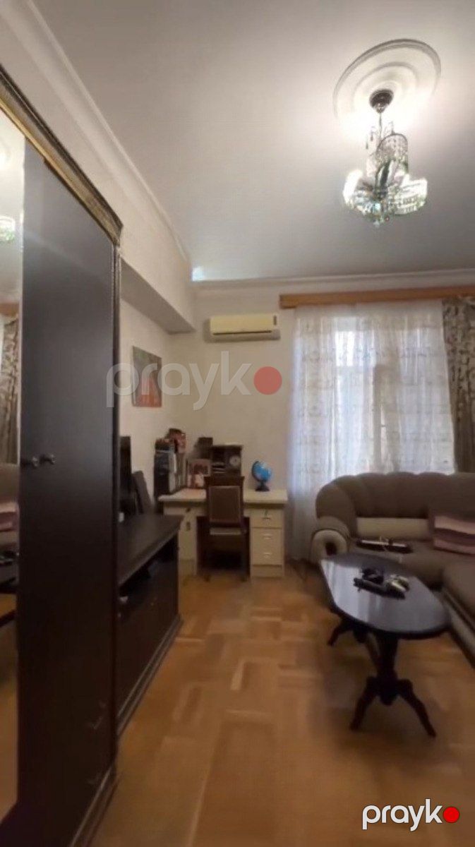 Satılır 4 otaqlı köhnə tikili 143 m² — Mənzil, Bakı (3)