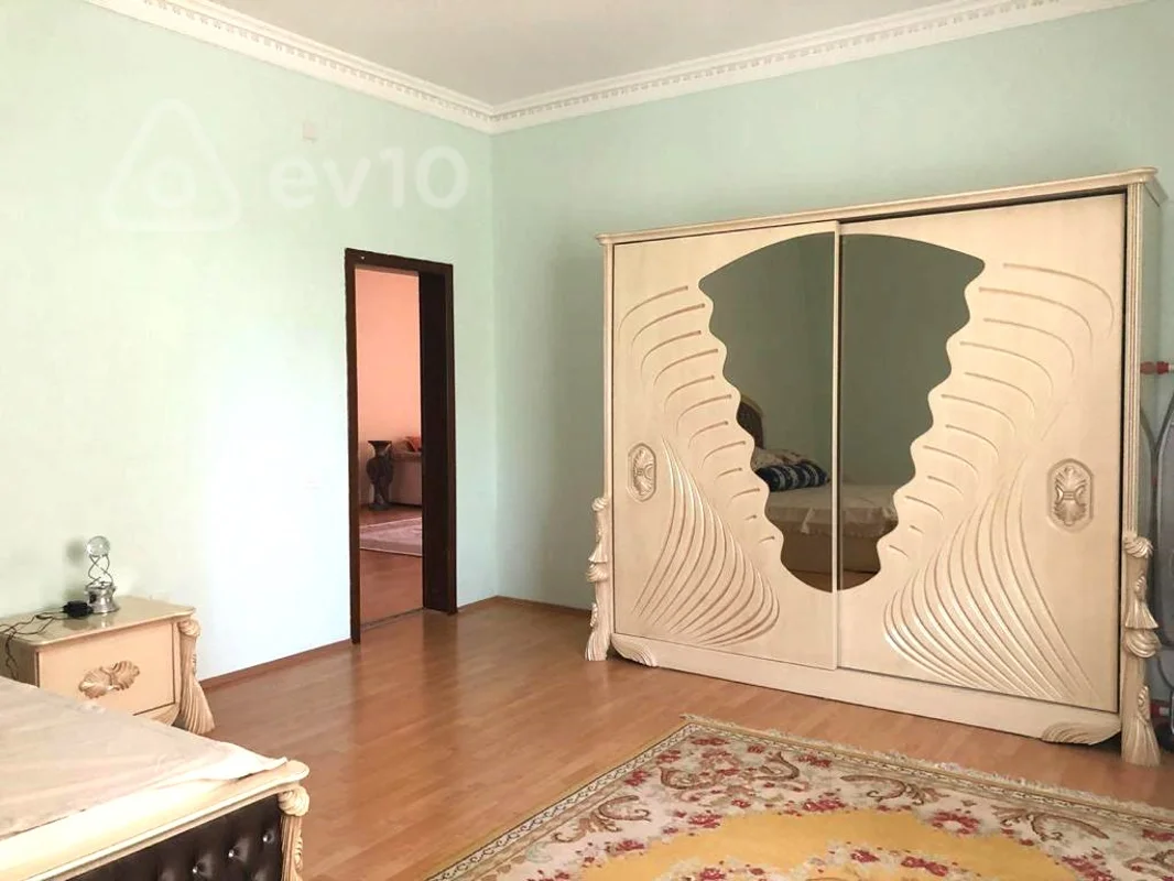 7 otaqlı həyət evi, 1150 m², Novxanı qəsəbəsi — Ev, villa, Bakı (12)