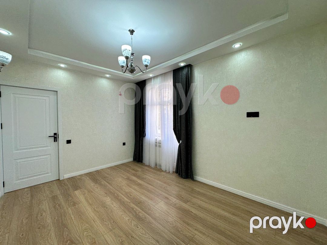 Satılır 2 otaqlı köhnə tikili 65 m² — Mənzil, Bakı (12)