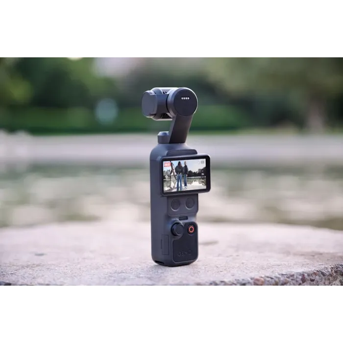 DJI Osmo Pocket 4 Creator Combo Kamera 4K 240FPS 3-Axis Gimbal — Bakı