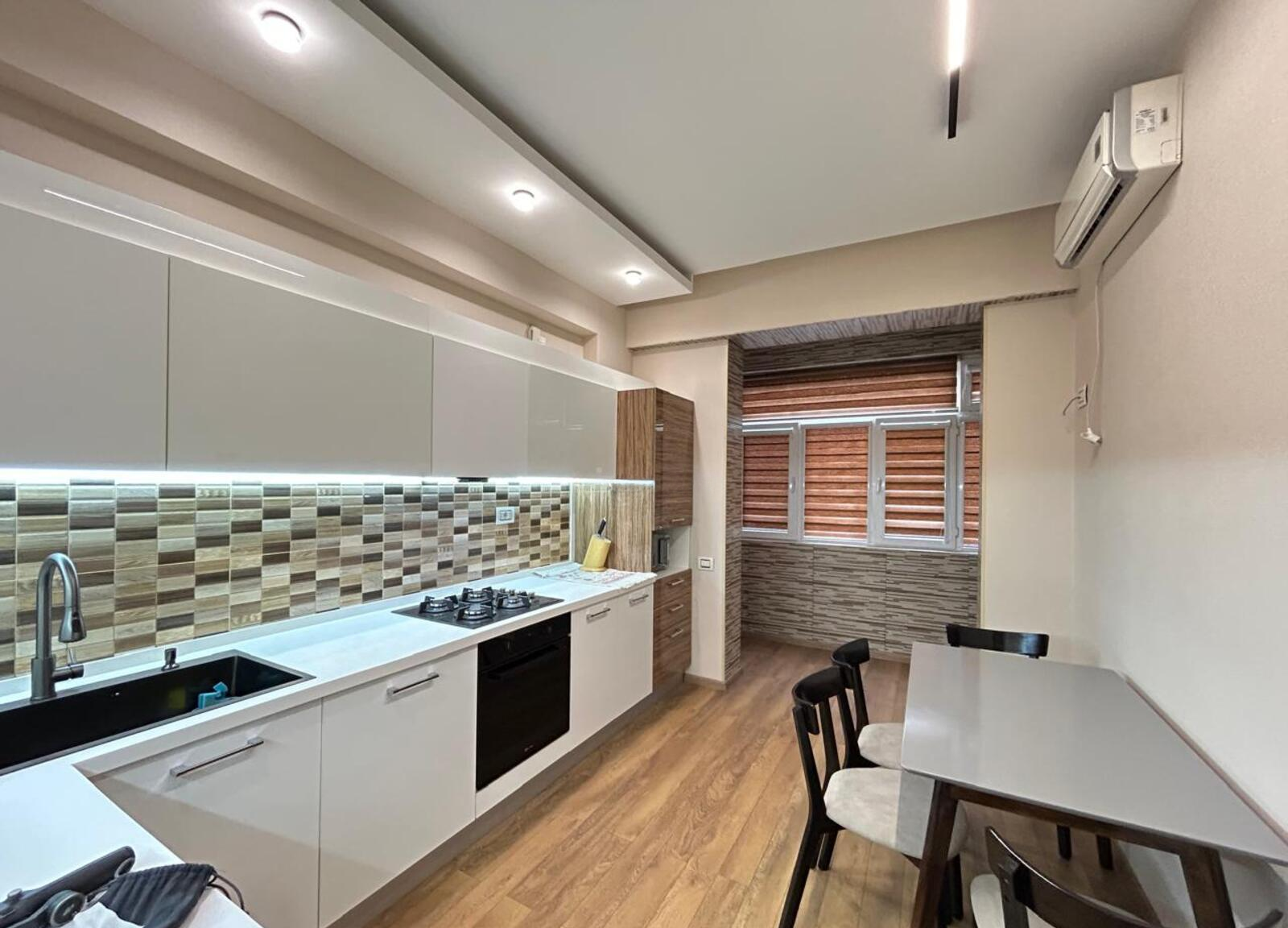 3 otaqlı mənzil 130 m² satılır — Mənzil, Bakı (4)