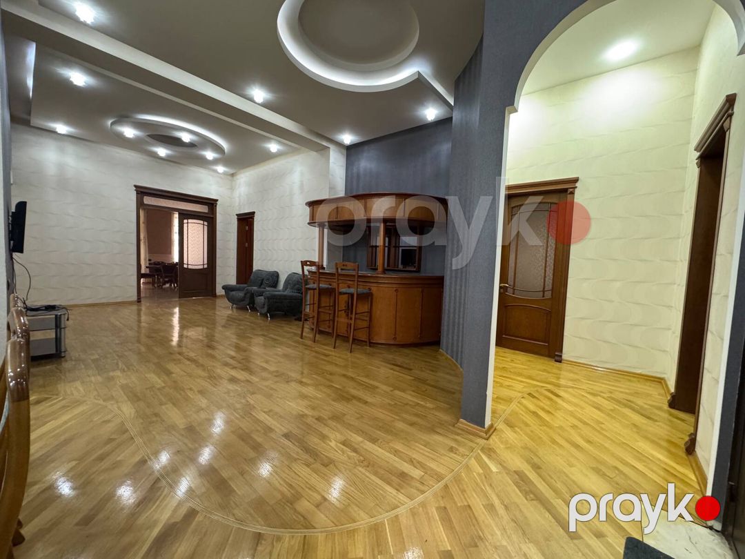 Satılır 9 otaqlı həyət evi/bağ evi 550 m² — Ev, villa, Bakı (11)