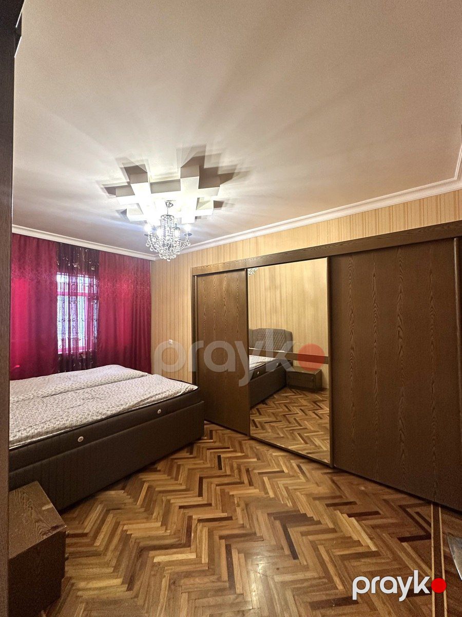 Satılır 4 otaqlı köhnə tikili 100 m² — Mənzil, Bakı (7)
