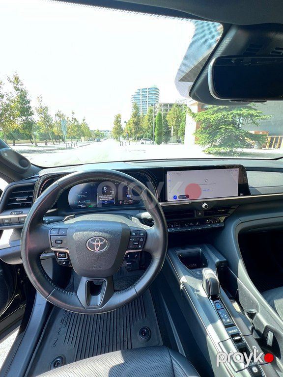 Toyota Crown, 2.5 L, 1.15 kWh, 2023 il, 30 000 km — Avtomobillər, Bakı (12)
