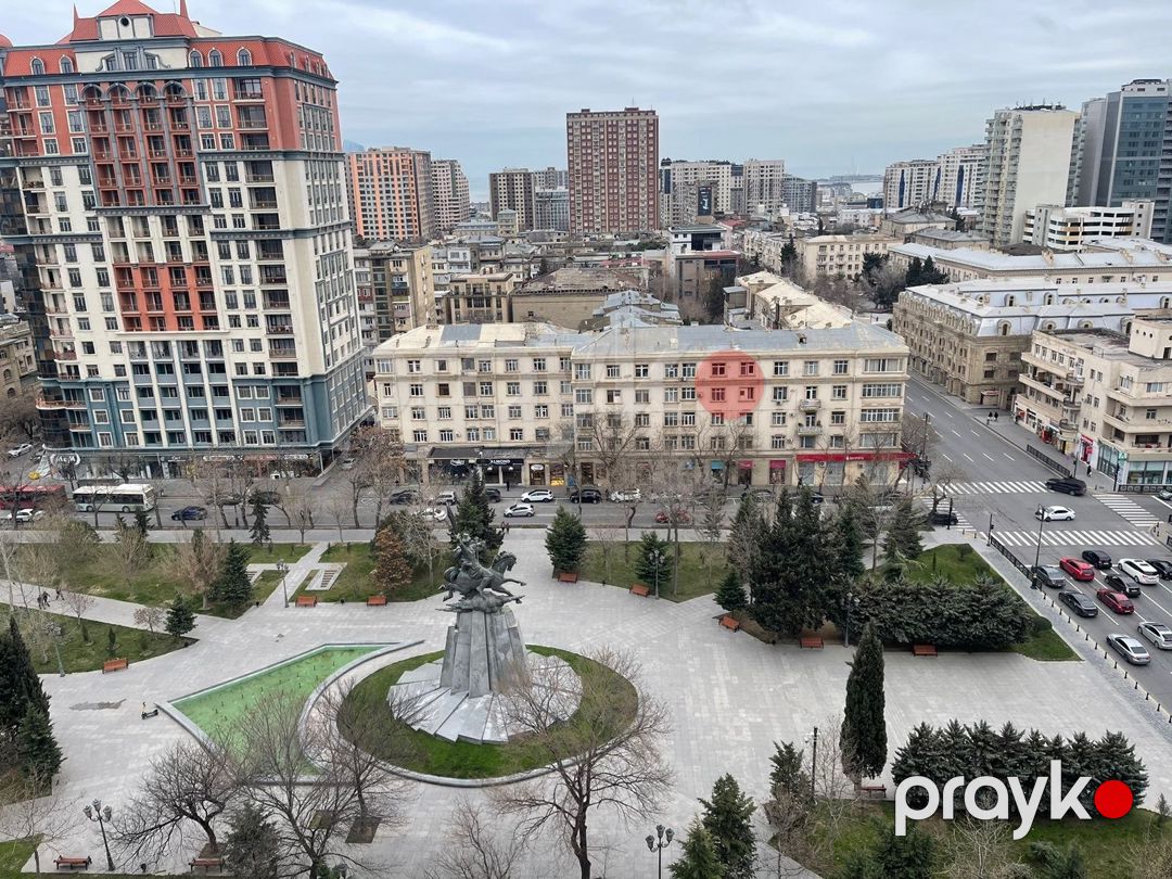 Satılır 4 otaqlı yeni tikili 211 m² — Mənzil, Bakı (2)