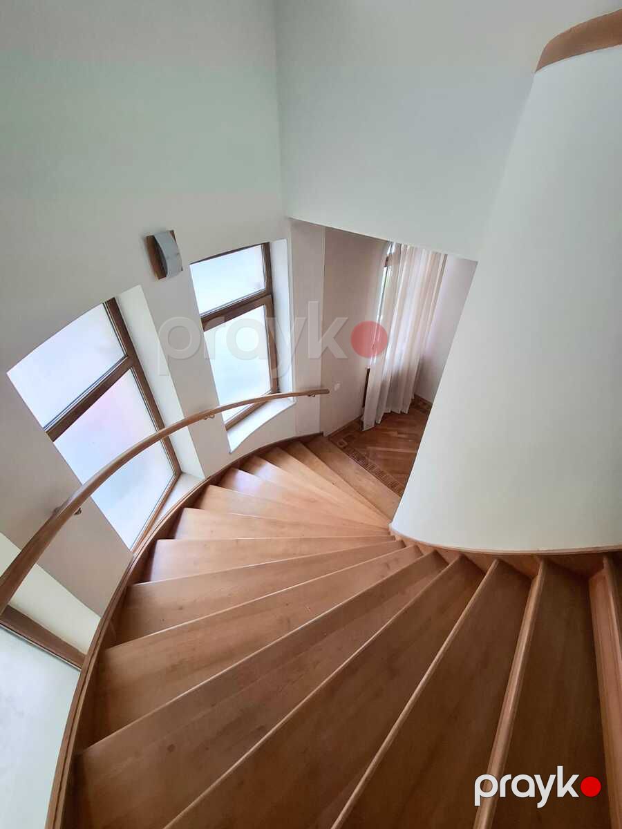 Satılır 5 otaqlı həyət evi/bağ evi 700 m² — Ev, villa, Bakı (8)