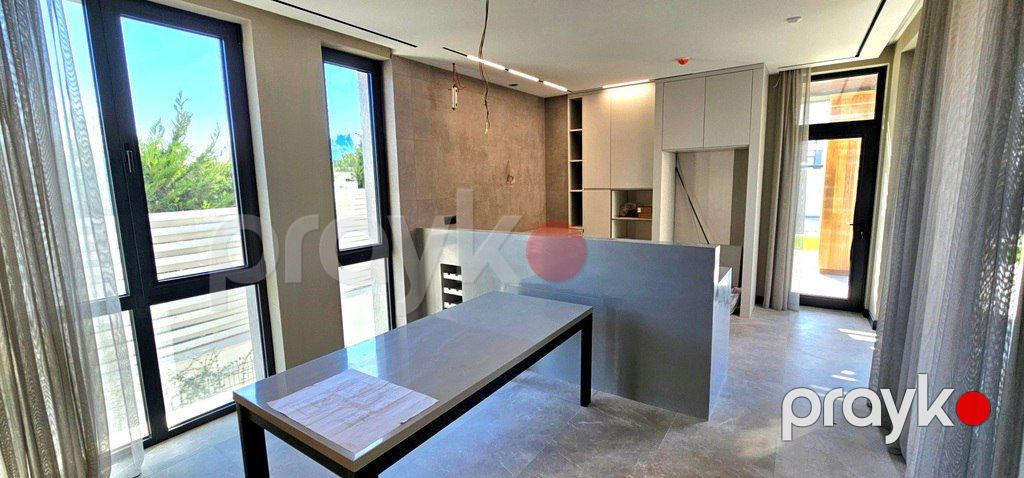 Satılır 5 otaqlı həyət evi/bağ evi 300 m² — Ev, villa, Bakı (4)